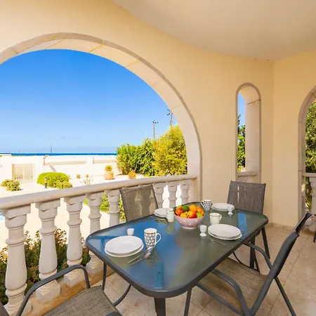Komissa Villa Paphos