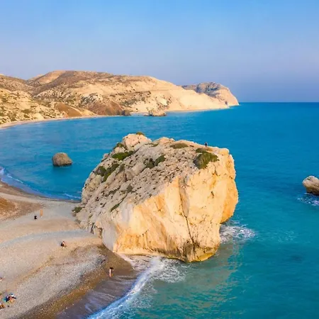 Komissa Paphos